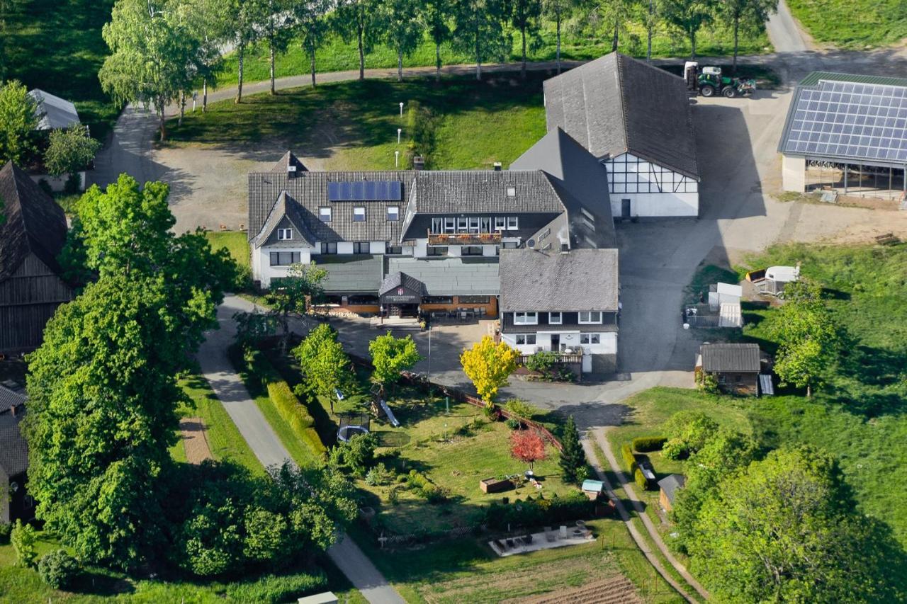 Pension Wittgensteiner Schweiz バート・ベルレブルク エクステリア 写真